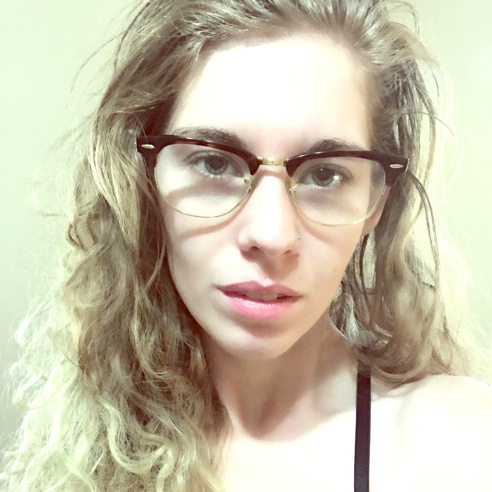 Meet your Posher, Tehya